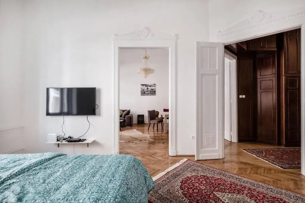 Oktober 6/8 Apartment Budapest